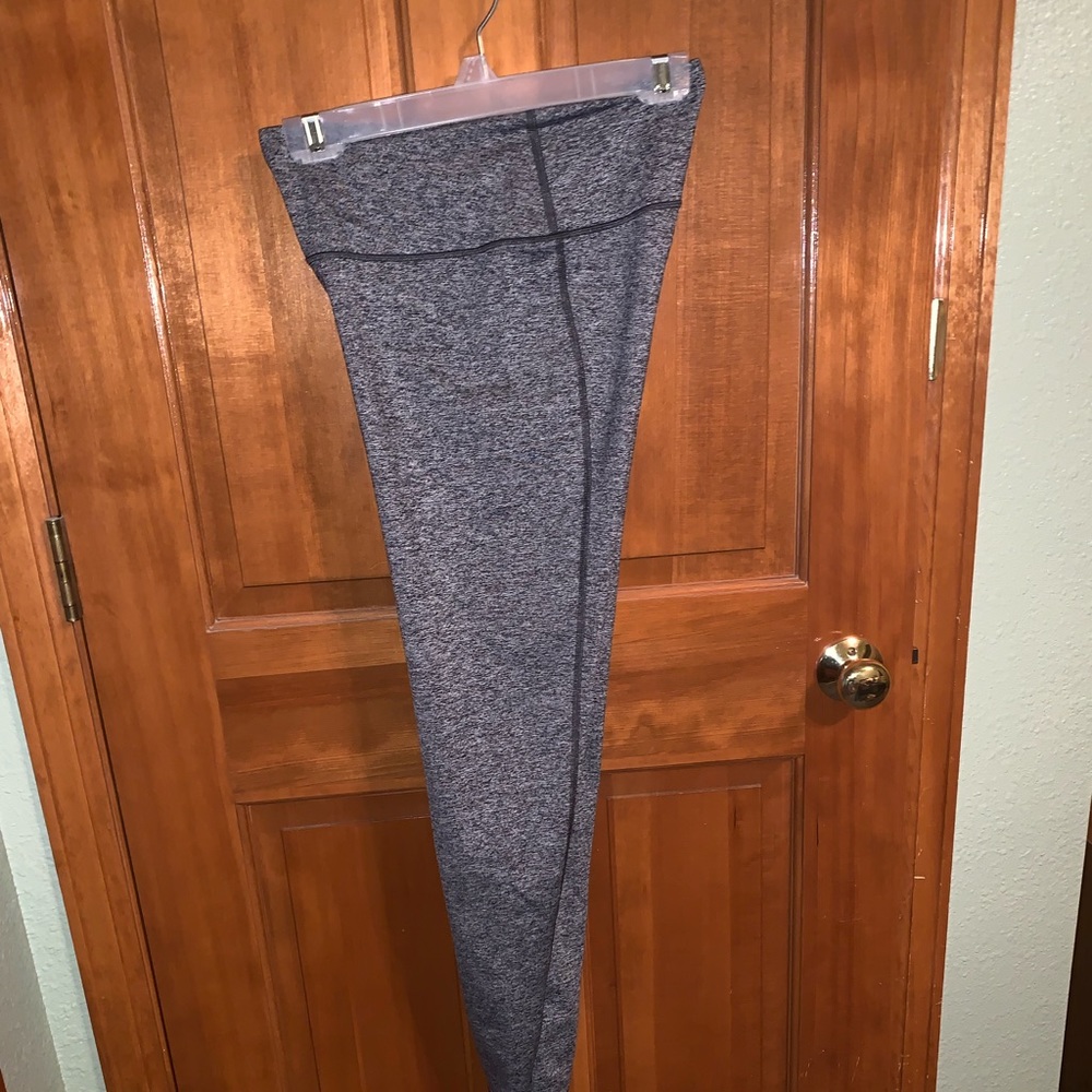 Victoria’s Secret Knockout Legging